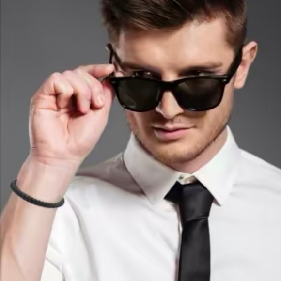 NWT Magnetic Lock Bracelet - Picture 3 of 7